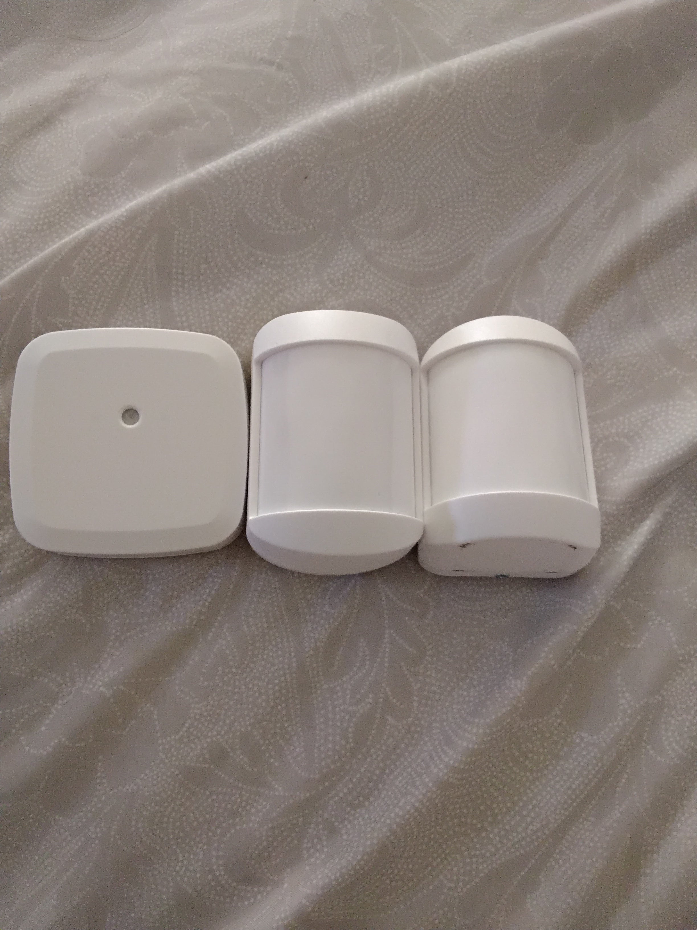 2 motion sensor and 1 window break senor, cove sceurity, lightly used.