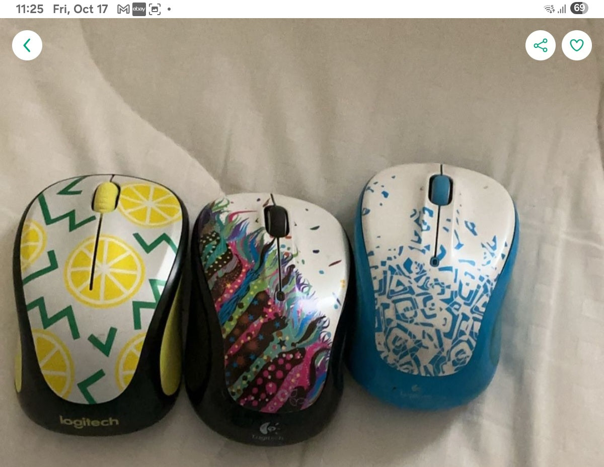 Logitec Wireless mouse, lightly used, with new batteries.