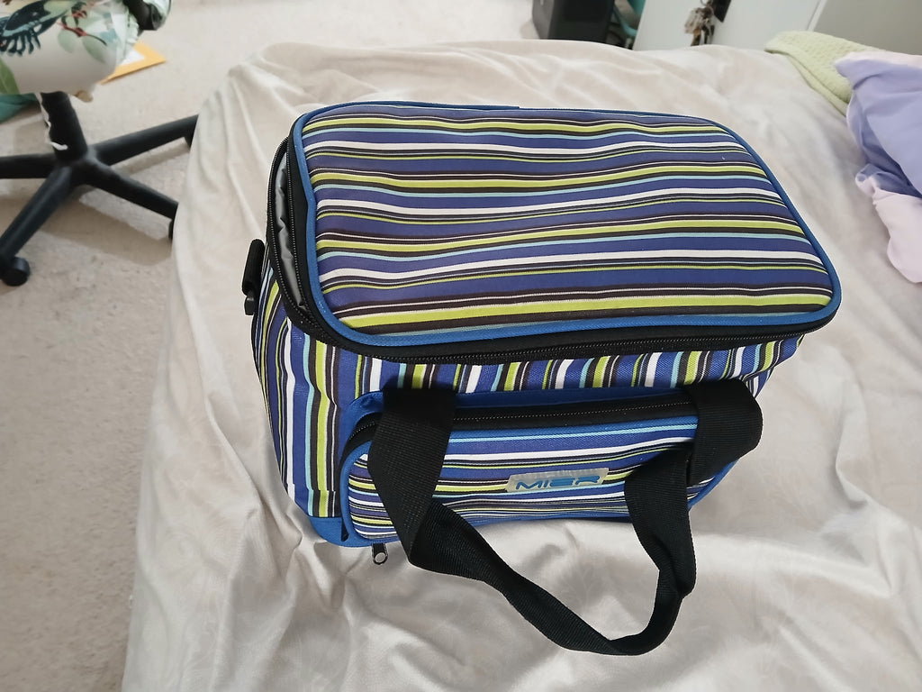 Kühltasche, 12x9x8, ausgezeichnet, kaum benutzt.